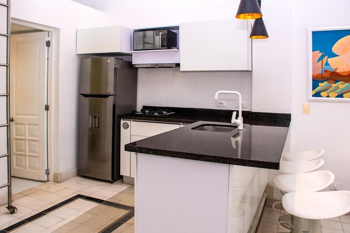 Colonial With Balcony And Pool On Plaza Santo Domingo Apartamento *