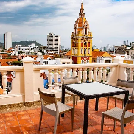 Colonial With Balcony And Pool On Plaza Santo Domingo Apartamento
